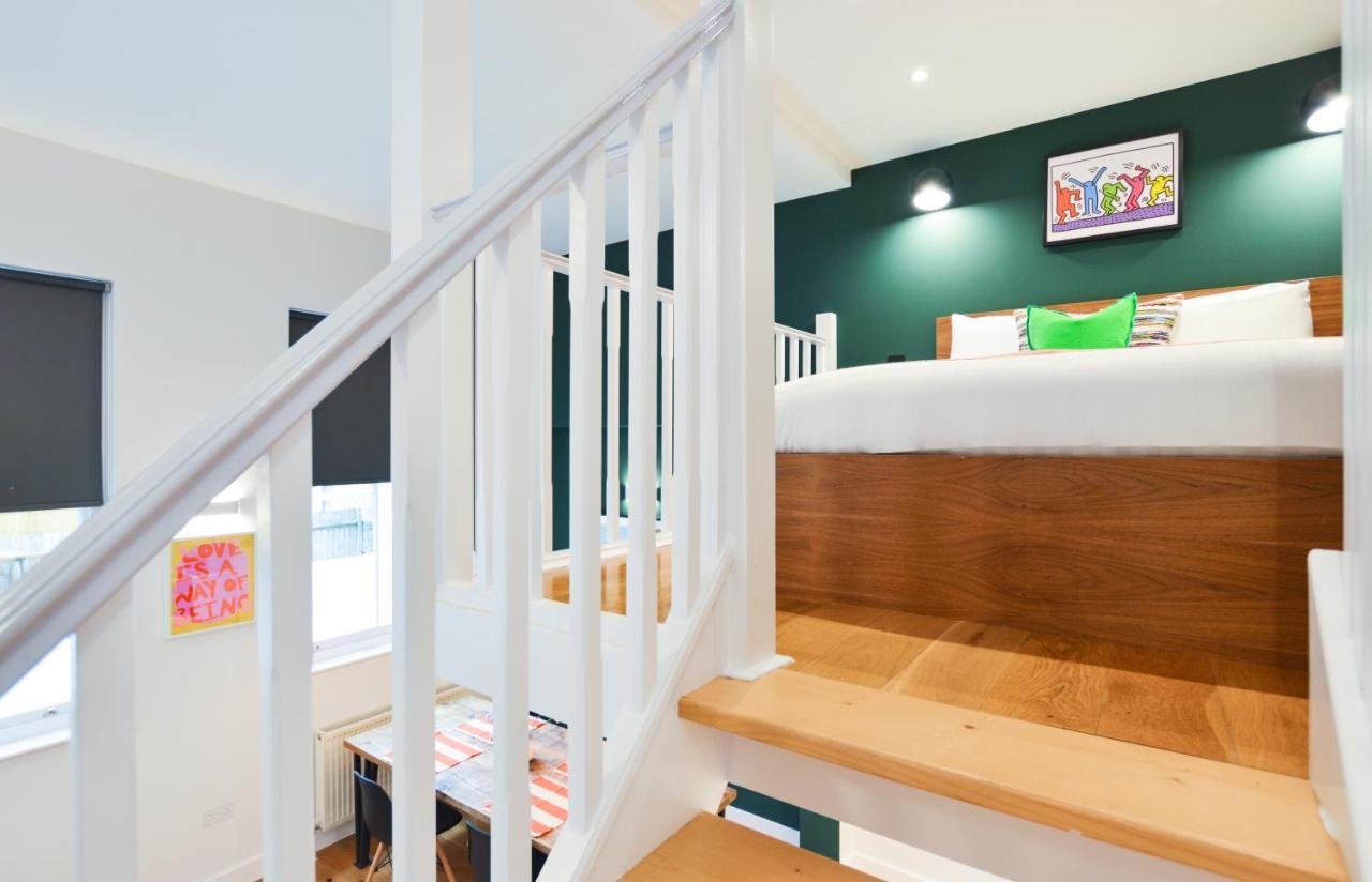 Spacious West Hampstead Apartment With Mezzanine Bedroom By Concept Apartments London Exterior foto